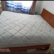 Двуспальная кровать с матрасом 200х180, в Люберцы
