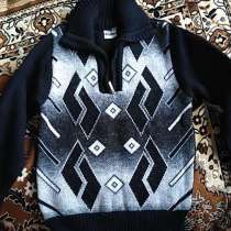 Продаётся свитер новый, детский 34 размер, черный, в Воронеже