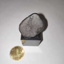 Lunar Meteorite Anorthosite Basalt, в г.Маскат