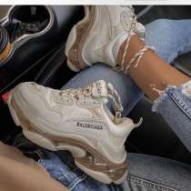Кроссовки BALENCIAGA, в Ессентуках