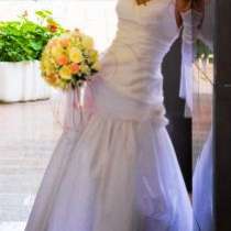 Элегантное свадебное платье, размер 42, в Москве