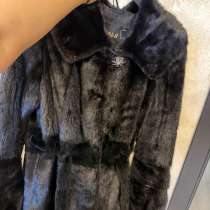 Норковая шуба с капюшоном, в Сургуте