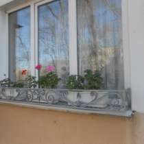металлические кованые цветочники на окна, в Симферополе