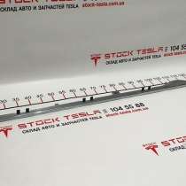З/ч Тесла. Молдинг накладки порога левого (пластик хром) Tes, в Москве