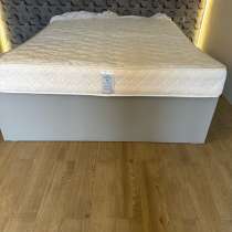 Двуспальная кровать, в Аксае