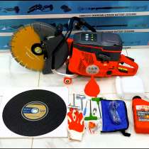 Бензорез, в Москве