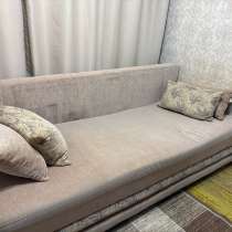 Диван, в Ханты-Мансийске