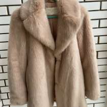 Розовая шуба, в Москве