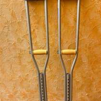 Костыли подмышечные, в г.Луганск