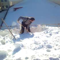 Чистка снега с крыш домов у подьезда у гаража на высоте итд, в Воронеже