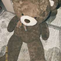 Плюшевый медведь коричневого цвета, в Грозном