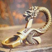 Дракончик - хранитель ключей, в Москве