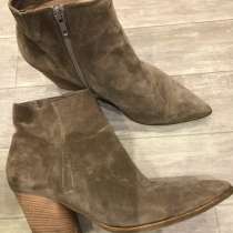 Казаки женские, в Москве