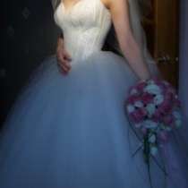 Шикарное модное свадебное платье, в Москве
