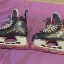 Коньки Bauer Vapor 1X профессиональное, в г.Алматы
