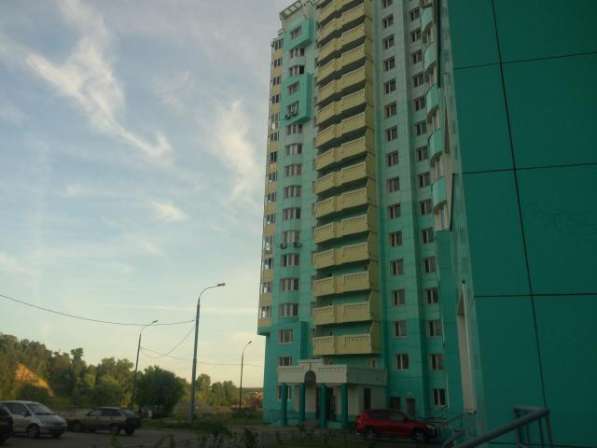 Продам трехкомнатную квартиру в Красногорске. Жилая площадь 94,80 кв.м. Этаж 11. Есть балкон.