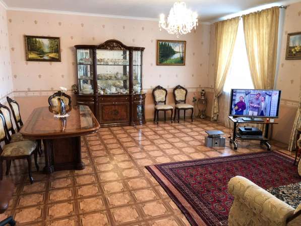 4-комнатная элитная квартира в Омске фото 25
