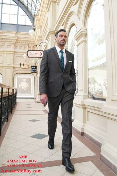Мужской костюм купить из шерстяной итальянской модной ткани в Москве фото 7