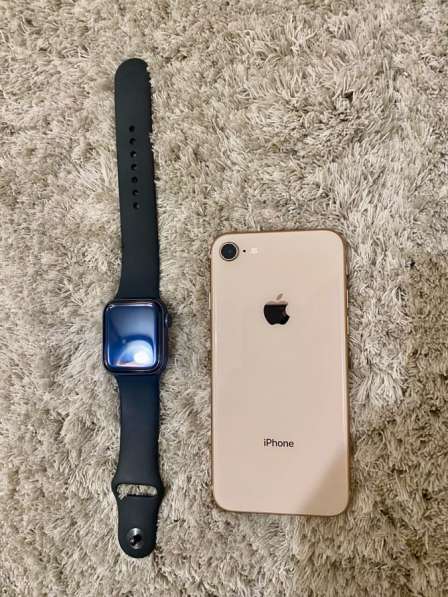 IPhone 8,Apple Watch SE