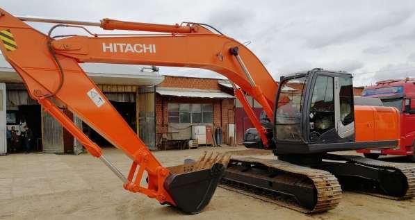 Продам экскаватор Хитачи Hitachi ZX240 в Омске фото 13