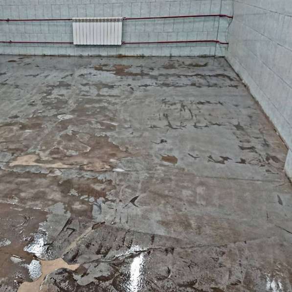 Полимерный ровный наливной эпоксидный пол в Москве фото 6