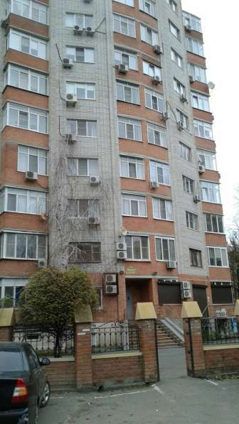 Продам четырехкомнатную квартиру в Ростов-на-Дону.Жилая площадь 122 кв.м.Этаж 2.Дом кирпичный. в Ростове-на-Дону фото 57