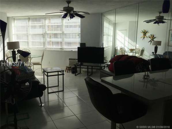 Продается прекрасная однокомнатная квартира в Майами в фото 4