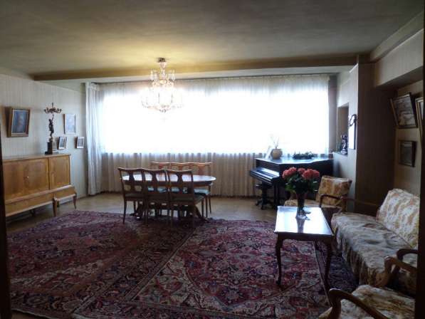 продается 6-комнатная квартира В центре Еревана в фото 18
