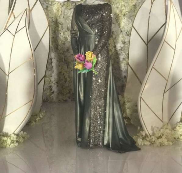 Вечернее платье