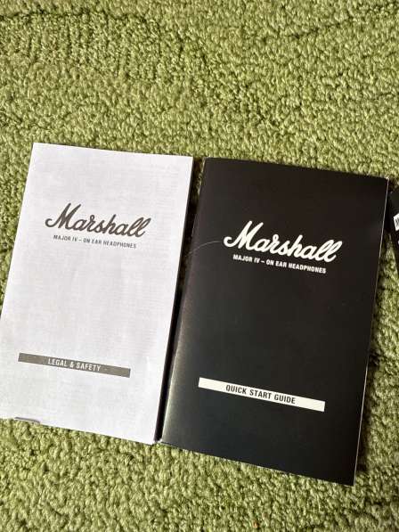 Продам наушники в Москве