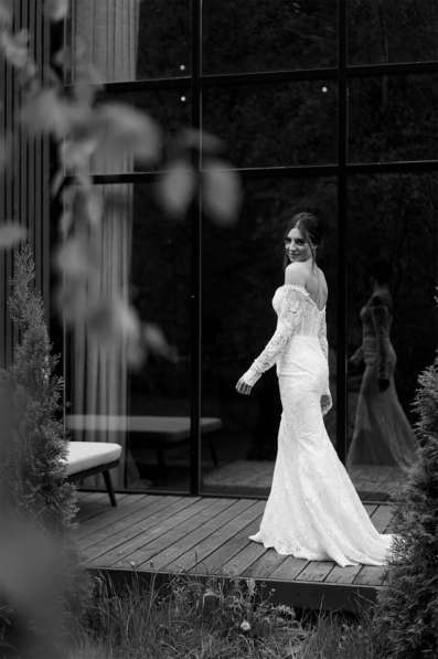 Свадебное платье белого цвета силуэта рыбки в Москве фото 4