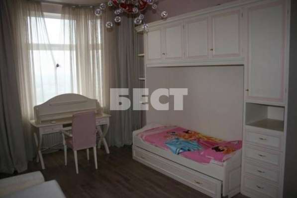 Продам четырехкомнатную квартиру в Москве. Этаж 32. Дом монолитный. Есть балкон. в Москве фото 9