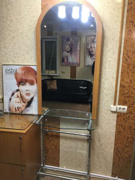 Продам зеркало и мойку парикмахерские в Петропавловск-Камчатском
