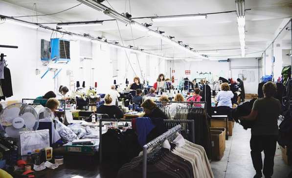 Фабрика изготовления мужской одежды в фото 3