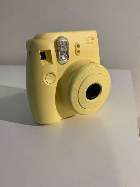 Камера мгновенной печати Instax mini 8