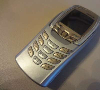 сотовый телефон Nokia 6810