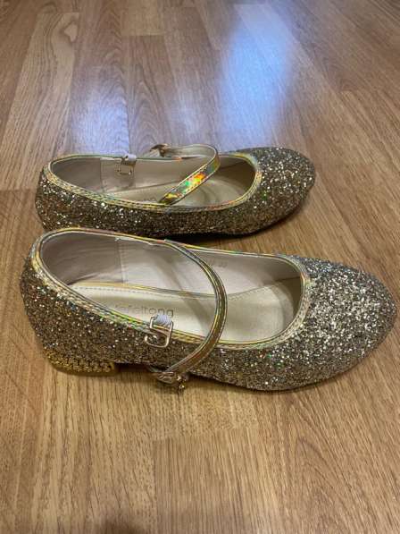 Туфли для девочки