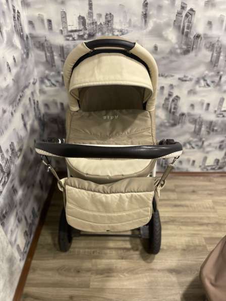 Продам коляску 3в1 в Новокузнецке