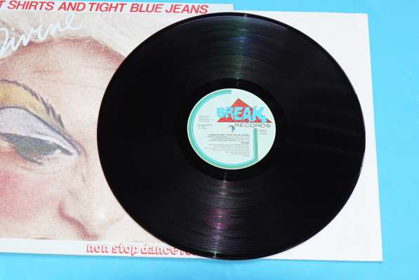 DIVINE - T Shirts And Tight Blue Jeans 1984 Holland в Екатеринбурге фото 3