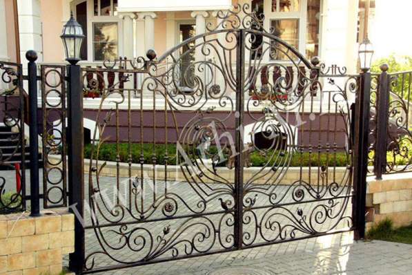Кованые ворота в Москве фото 6