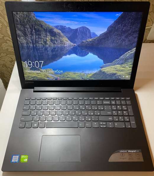 Ноутбук Lenovo ideapad 320-15ISK