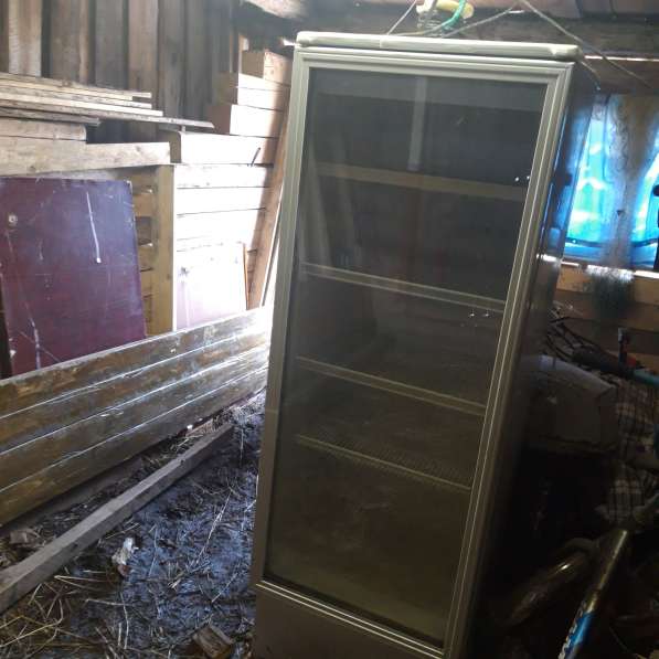 Холодильный шкаф в Чусовой