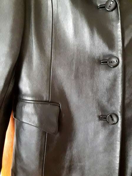 Женская кожаная куртка-пиджак, размер 50-52 в Симферополе фото 3