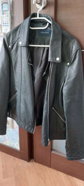 Куртка женская из искусственной кожи LCW casual, размер 40 в фото 3