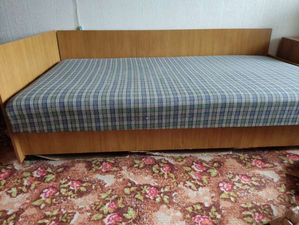 Отдам тахту