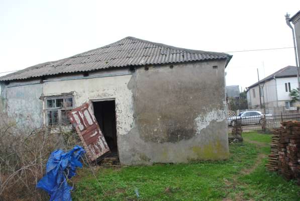 Небольшой дом без ремонта в фото 9