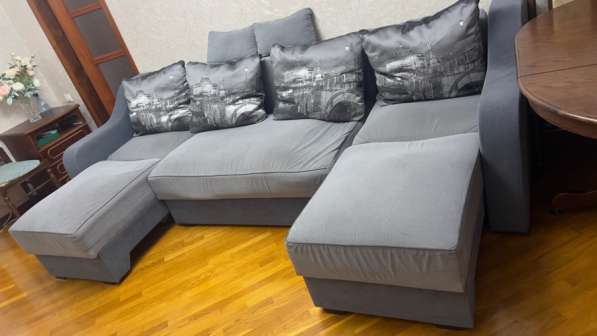 Диван продаю срочно