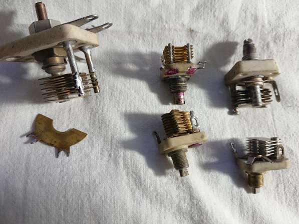 Конденсаторы подстроечные с воздушным диэлектриком в Челябинске фото 14