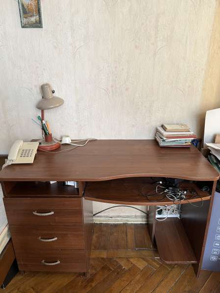 Компьютерный-письменный стол