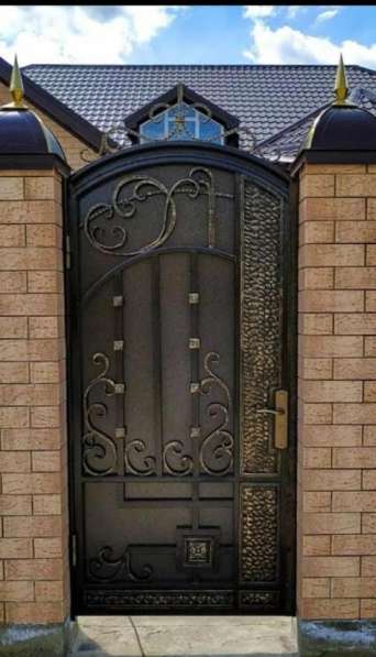 Калитки кованые, решетки на окна кованые, двери с элементами в Волгограде фото 4